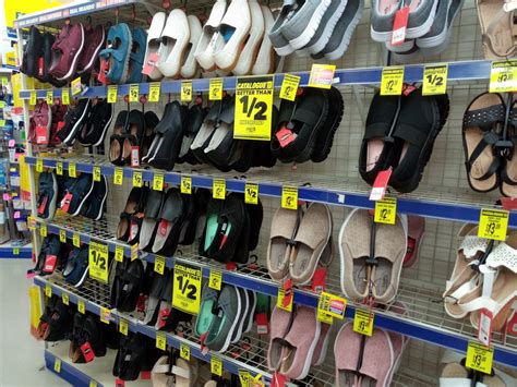 chemist warehouse footwear.